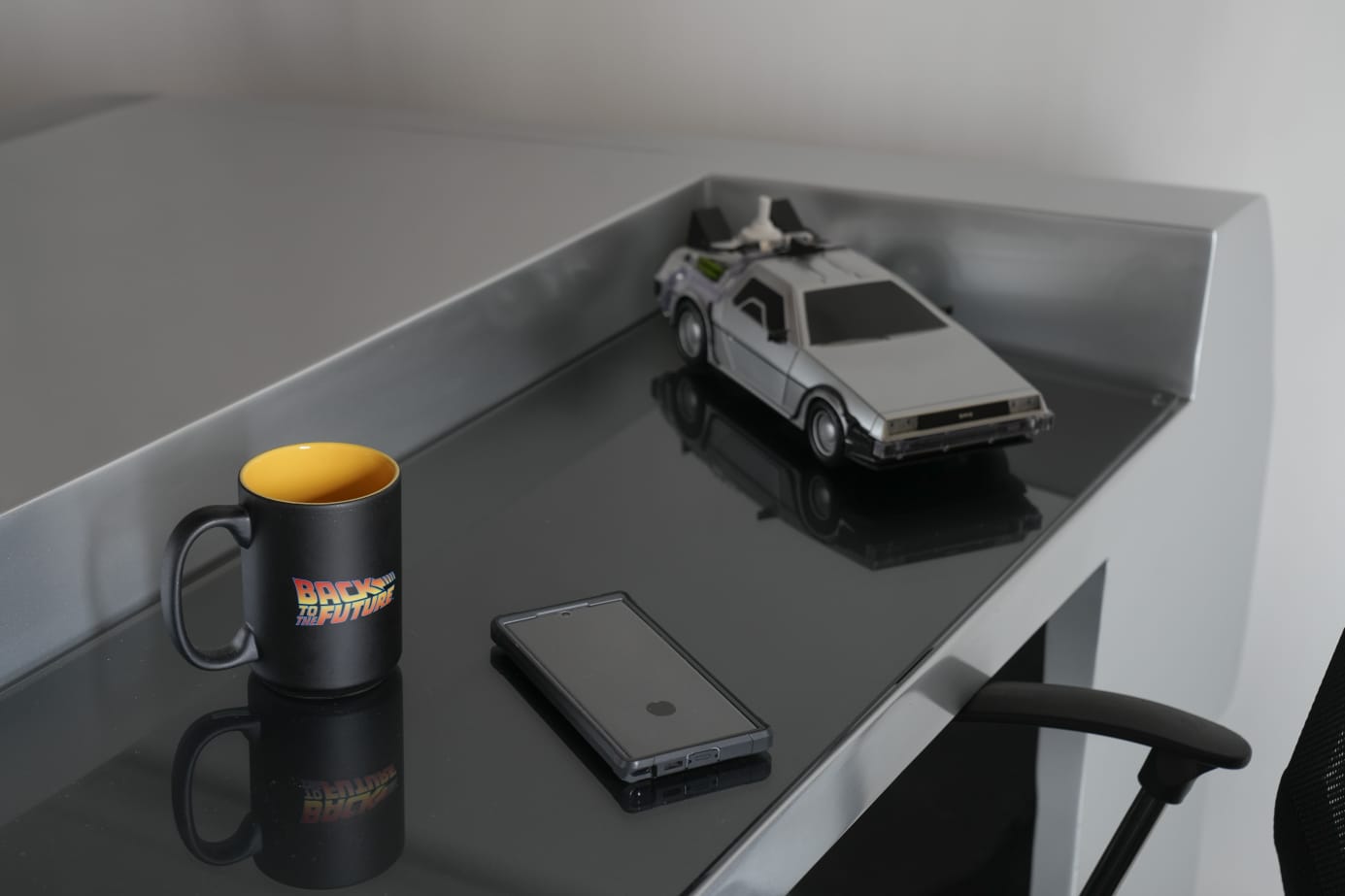 ESCRITORIO DELOREAN / Volver al Futuro