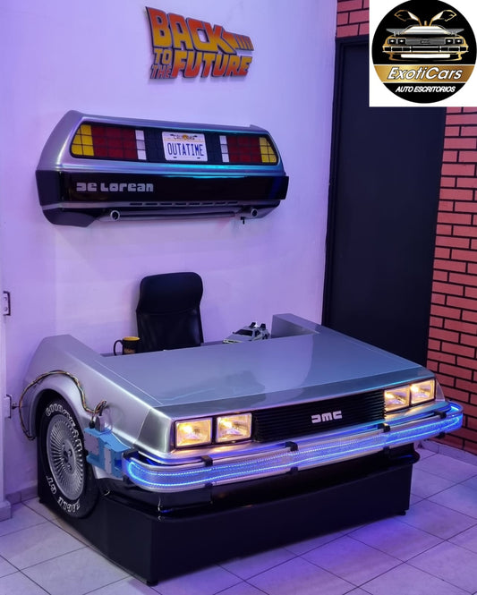 ESCRITORIO DELOREAN / Volver al Futuro