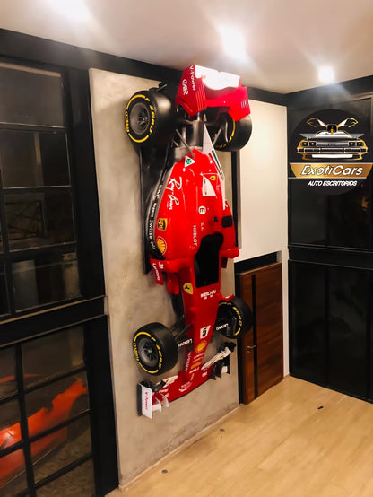 MONOPLAZA F1 decorativo escala real